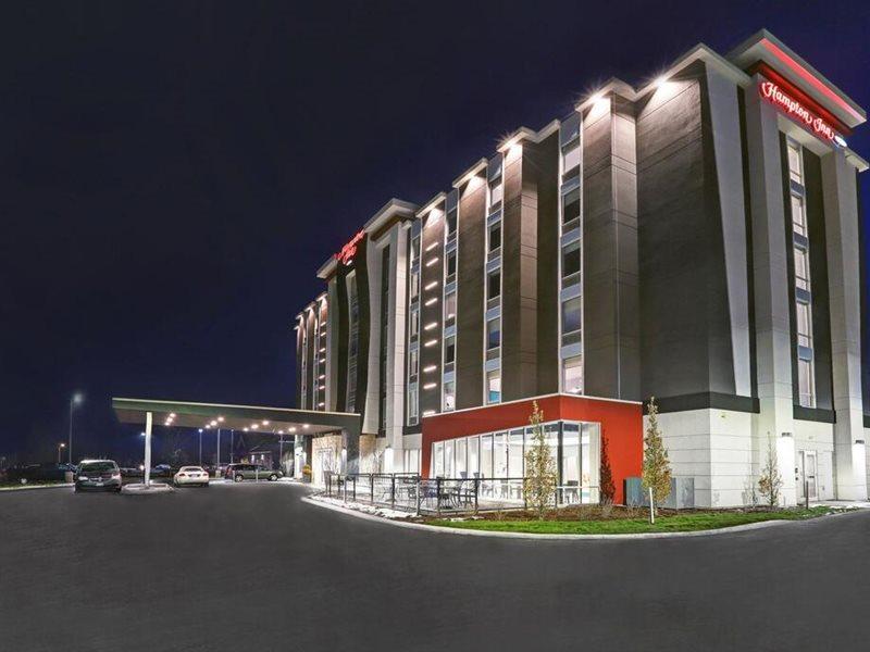 Hampton Inn Peterborough Zewnętrze zdjęcie