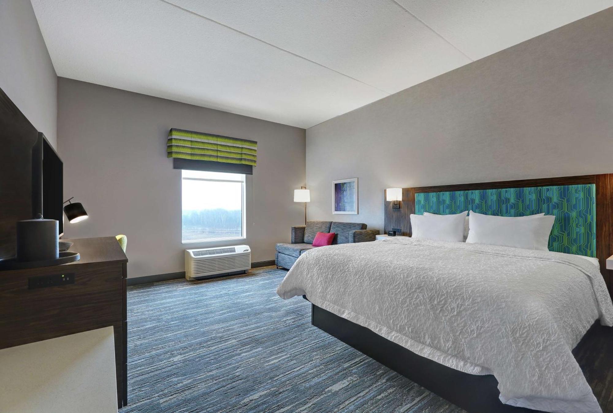 Hampton Inn Peterborough Zewnętrze zdjęcie