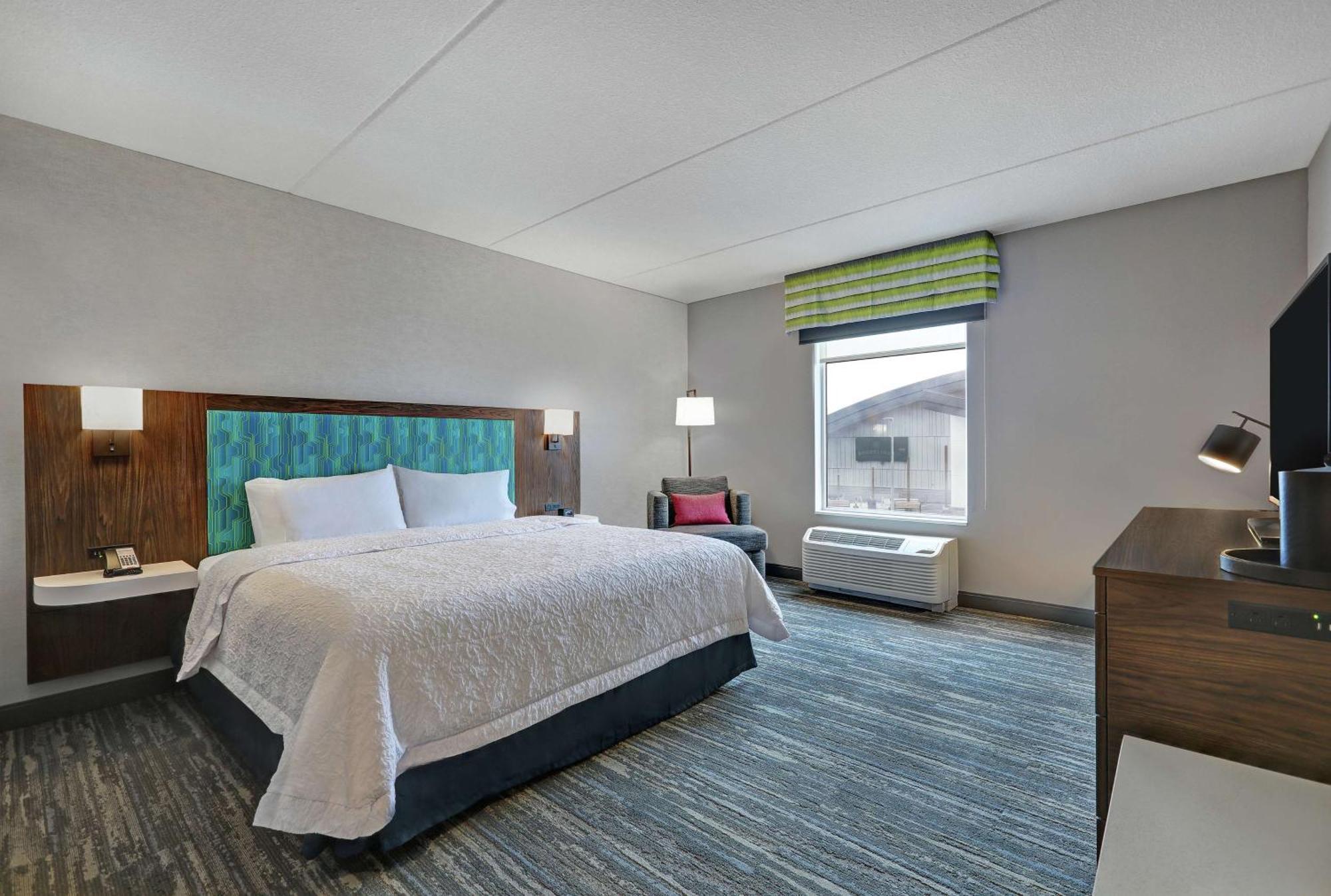 Hampton Inn Peterborough Zewnętrze zdjęcie