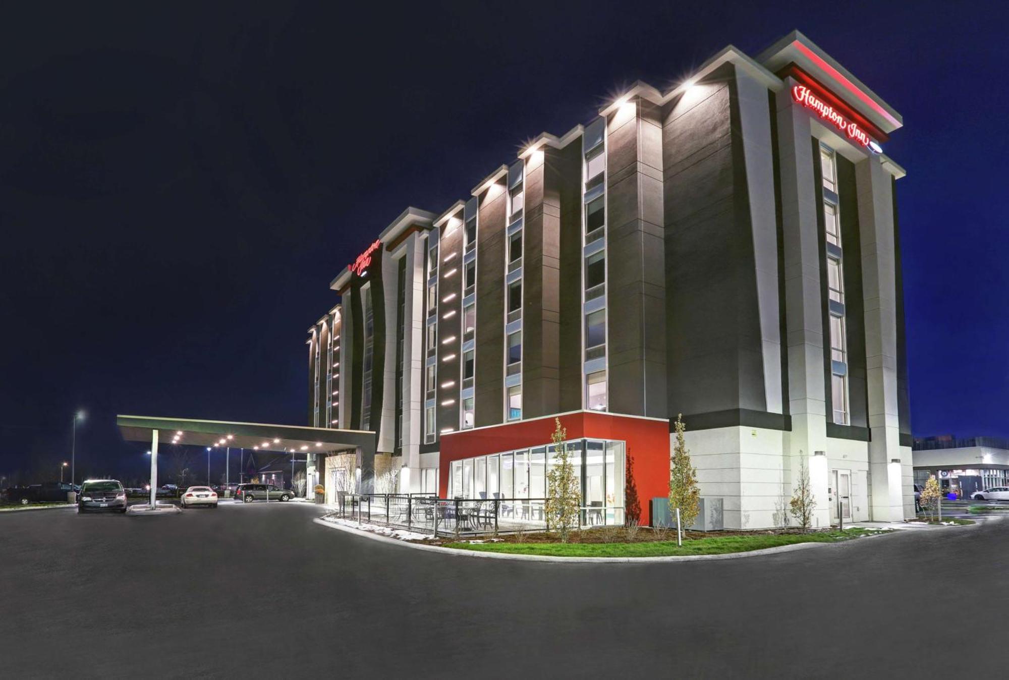 Hampton Inn Peterborough Zewnętrze zdjęcie